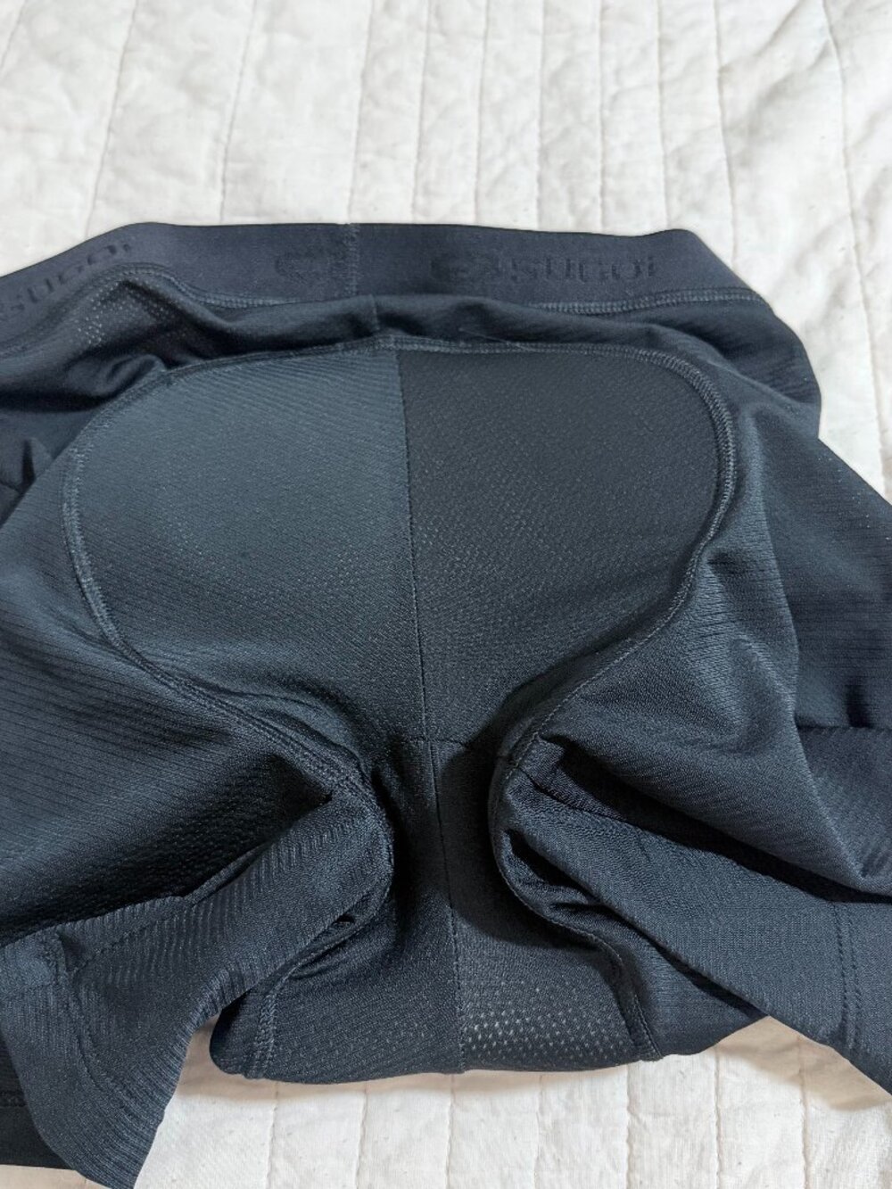 Sugoi Cycling Liner Shorts Women's Medium Padded Bike Shorts Black